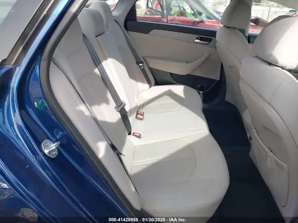 5NPE24AAXJH698720 2018 HYUNDAI SONATA - Image 8