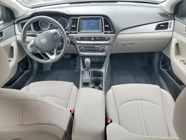 5NPE24AAXJH701325 2018 HYUNDAI SONATA - Image 8