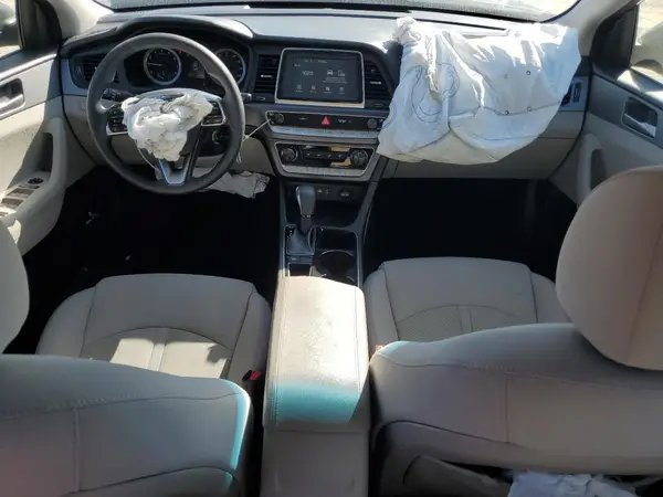 5NPE24AAXJH705214 2018 HYUNDAI SONATA - Image 8