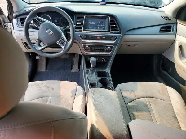 5NPE24AAXJH705455 2018 HYUNDAI SONATA - Image 8