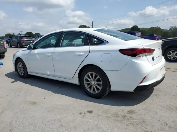5NPE24AAXJH708372 2018 HYUNDAI SONATA - Image 2