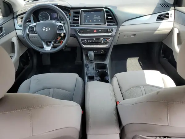 5NPE24AAXJH708372 2018 HYUNDAI SONATA - Image 8