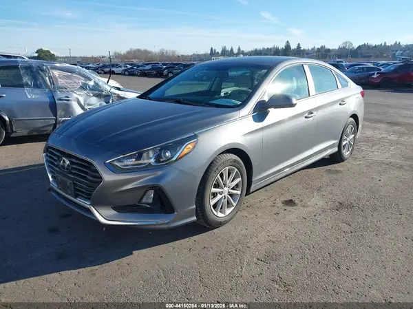 5NPE24AAXKH774874 2019 HYUNDAI SONATA - Image 2