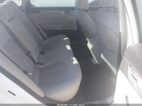 5NPE24AF0GH260440 2016 HYUNDAI SONATA - Image 8