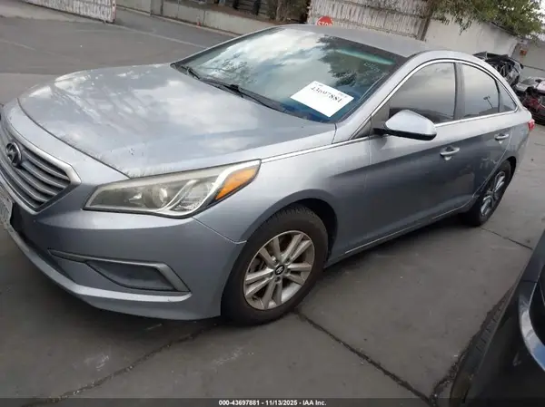 5NPE24AF0GH265640 2016 HYUNDAI SONATA - Image 2