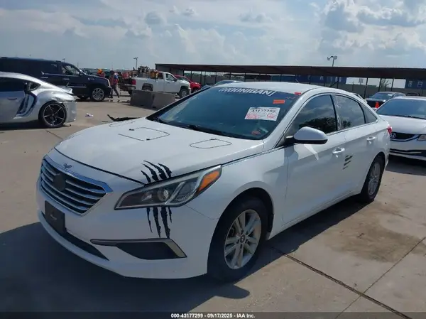5NPE24AF0GH272247 2016 HYUNDAI SONATA - Image 2