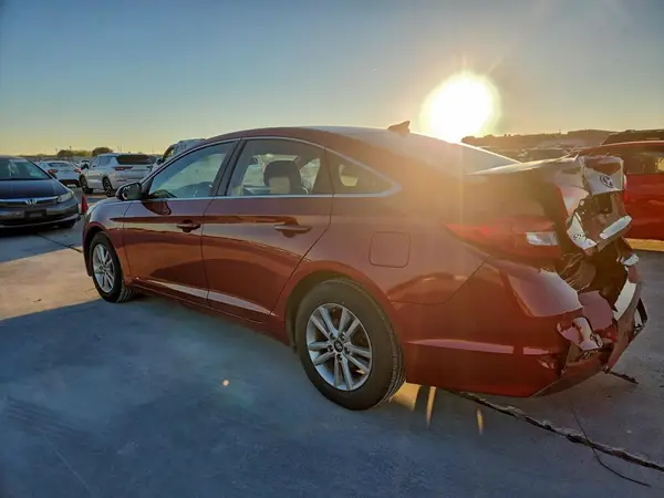 5NPE24AF0GH273141 2016 HYUNDAI SONATA - Image 2