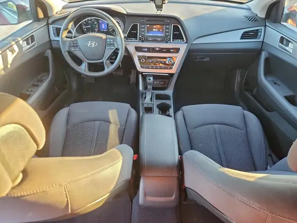 5NPE24AF0GH273141 2016 HYUNDAI SONATA - Image 8