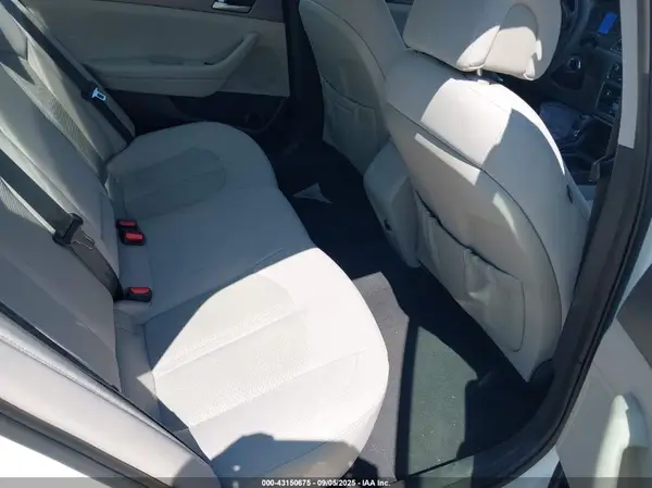 5NPE24AF0GH273219 2016 HYUNDAI SONATA - Image 8