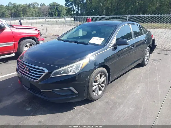 5NPE24AF0GH287864 2016 HYUNDAI SONATA - Image 2
