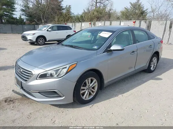 5NPE24AF0GH288979 2016 HYUNDAI SONATA - Image 2