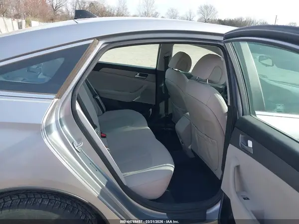 5NPE24AF0GH288979 2016 HYUNDAI SONATA - Image 8
