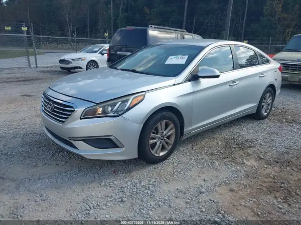 5NPE24AF0GH294751 2016 HYUNDAI SONATA - Image 2