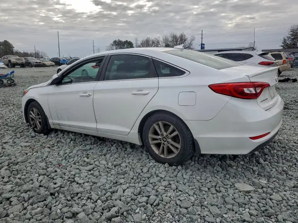 5NPE24AF0GH298332 2016 HYUNDAI SONATA - Image 2