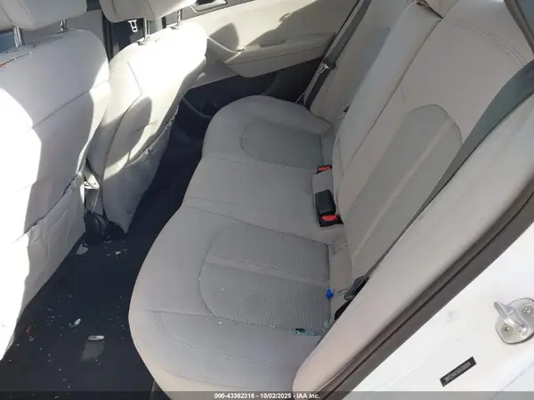 5NPE24AF0GH300094 2016 HYUNDAI SONATA - Image 8