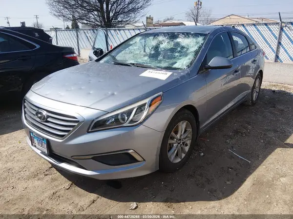 5NPE24AF0GH302900 2016 HYUNDAI SONATA - Image 2