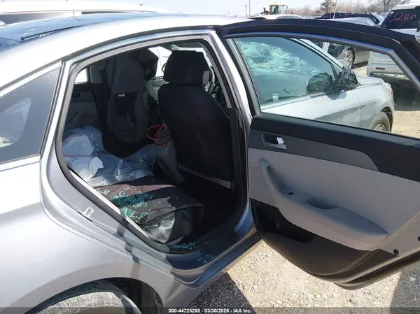 5NPE24AF0GH302900 2016 HYUNDAI SONATA - Image 8
