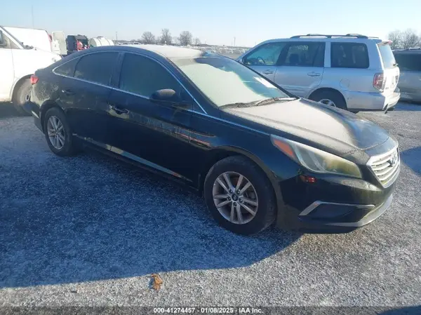 5NPE24AF0GH303061 2016 HYUNDAI SONATA - Image 1