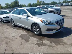 5NPE24AF0GH303903 2016 HYUNDAI SONATA