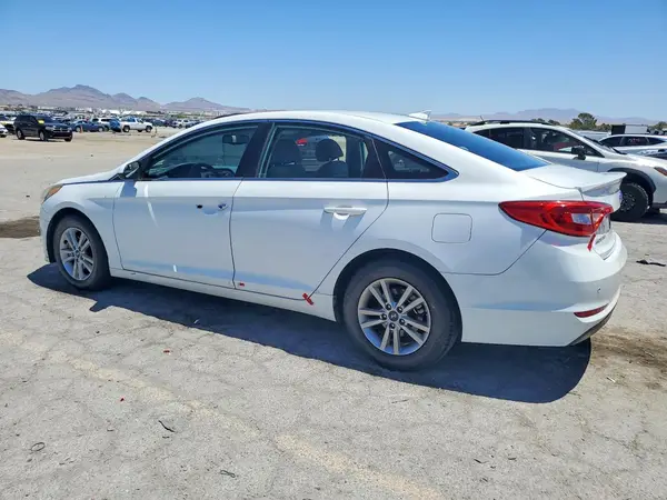 5NPE24AF0GH305327 2016 HYUNDAI SONATA - Image 2