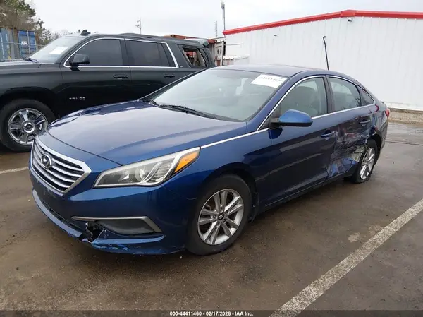 5NPE24AF0GH305487 2016 HYUNDAI SONATA - Image 2