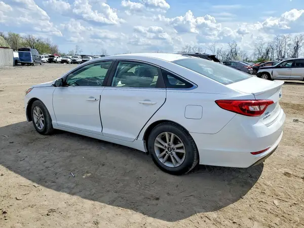 5NPE24AF0GH310883 2016 HYUNDAI SONATA - Image 2