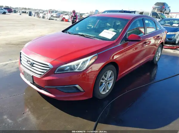 5NPE24AF0GH310981 2016 HYUNDAI SONATA - Image 2