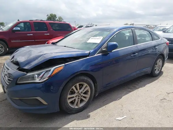 5NPE24AF0GH316277 2016 HYUNDAI SONATA - Image 2