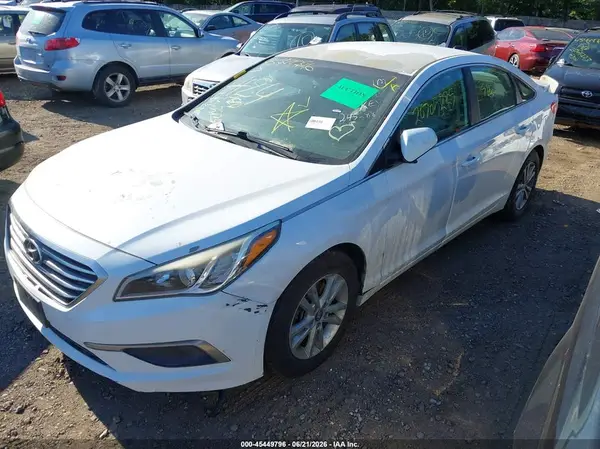 5NPE24AF0GH320863 2016 HYUNDAI SONATA - Image 2