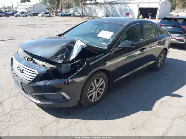 5NPE24AF0GH320961 2016 HYUNDAI SONATA - Image 2