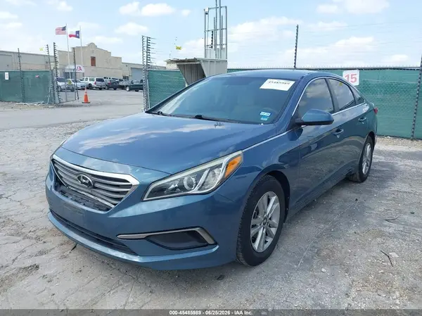 5NPE24AF0GH321219 2016 HYUNDAI SONATA - Image 2