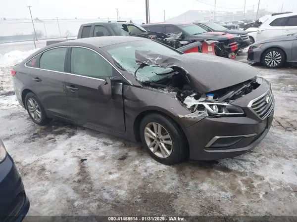5NPE24AF0GH324444 2016 HYUNDAI SONATA - Image 1