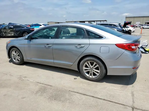5NPE24AF0GH328946 2016 HYUNDAI SONATA - Image 2