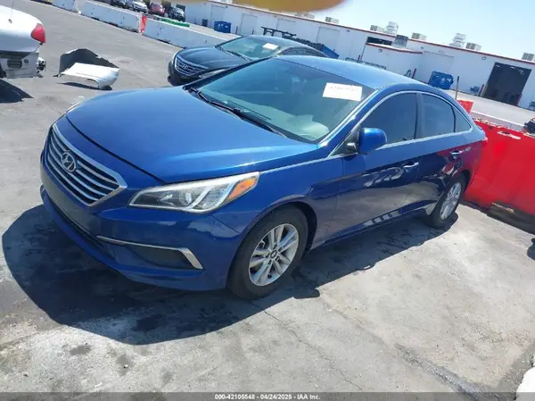 5NPE24AF0GH330468 2016 HYUNDAI SONATA - Image 2