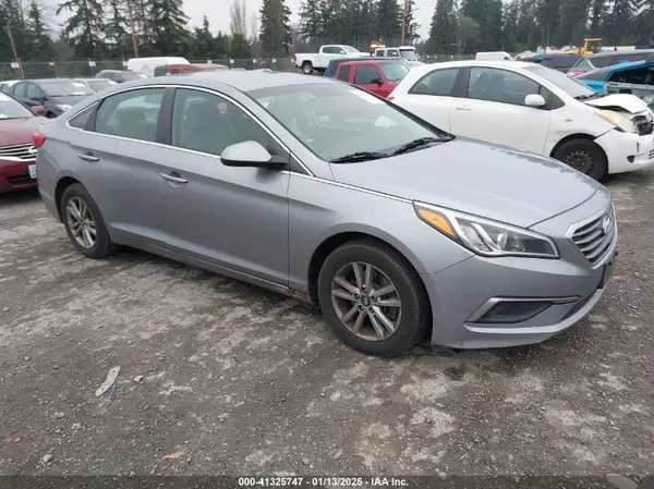 5NPE24AF0GH331524 2016 HYUNDAI SONATA - Image 1