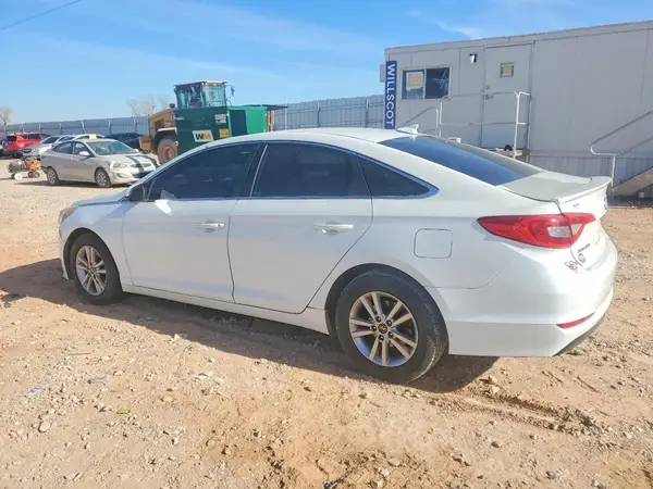 5NPE24AF0GH332012 2016 HYUNDAI SONATA - Image 2