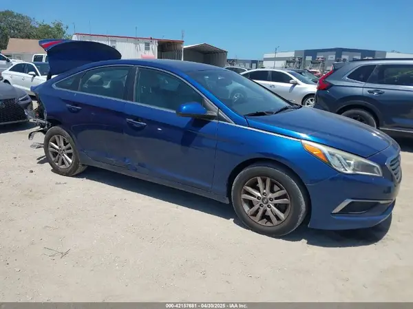 5NPE24AF0GH332656 2016 HYUNDAI SONATA - Image 1