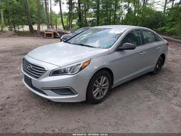 5NPE24AF0GH332947 2016 HYUNDAI SONATA - Image 2