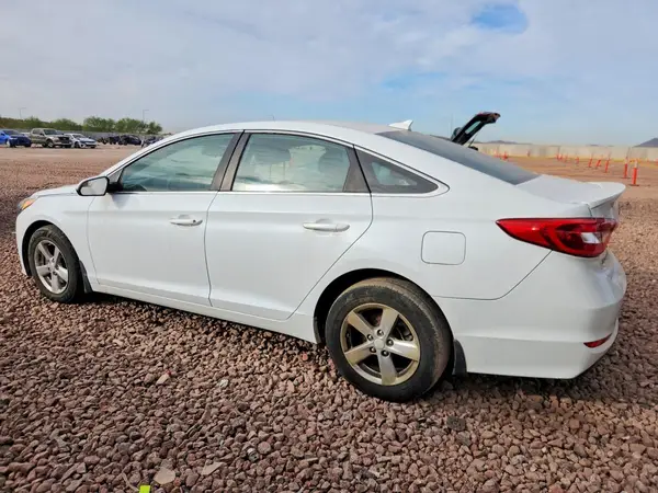 5NPE24AF0GH341051 2016 HYUNDAI SONATA - Image 2