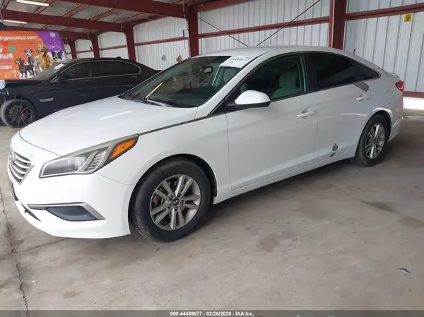 5NPE24AF0GH341826 2016 HYUNDAI SONATA - Image 2