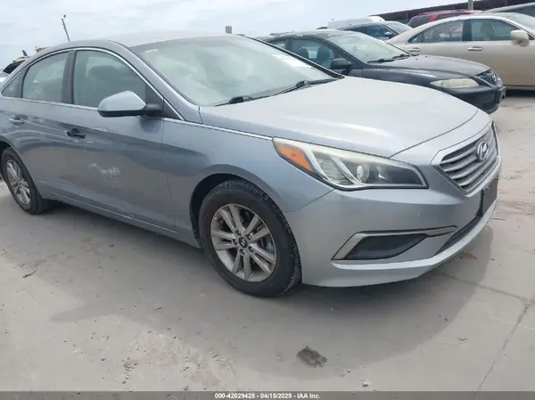 5NPE24AF0GH351756 2016 HYUNDAI SONATA - Image 1