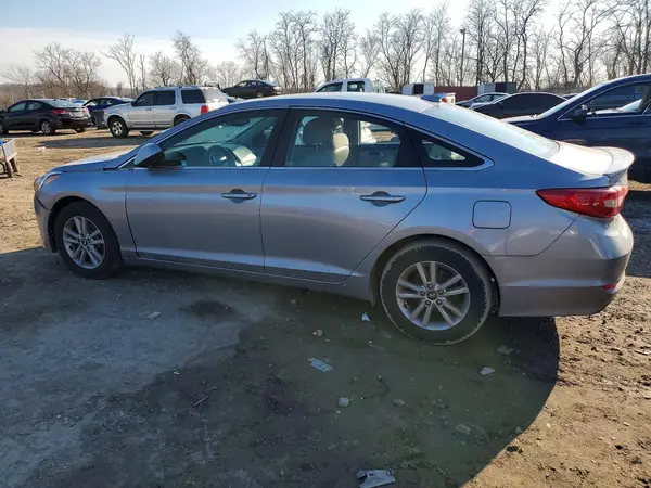 5NPE24AF0GH353913 2016 HYUNDAI SONATA - Image 2