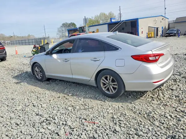 5NPE24AF0GH355774 2016 HYUNDAI SONATA - Image 2