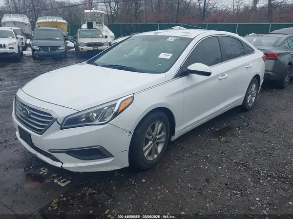 5NPE24AF0GH358884 2016 HYUNDAI SONATA - Image 2