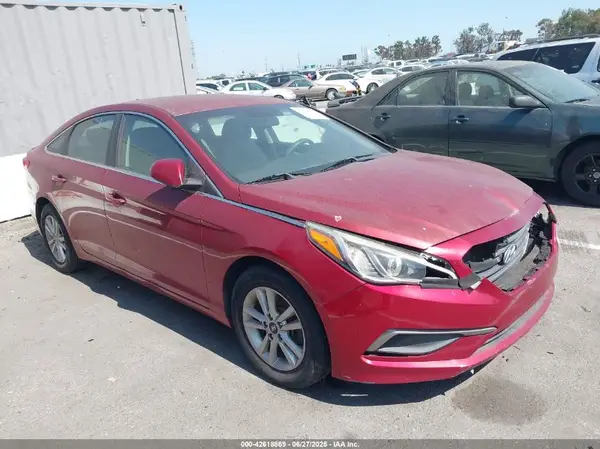 5NPE24AF0GH359128 2016 HYUNDAI SONATA - Image 1