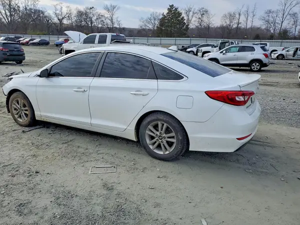 5NPE24AF0GH360103 2016 HYUNDAI SONATA - Image 2