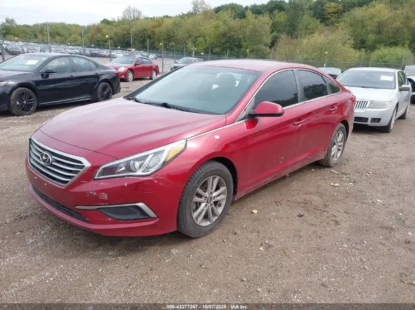 5NPE24AF0GH360568 2016 HYUNDAI SONATA - Image 2
