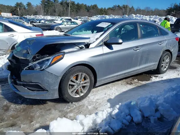 5NPE24AF0GH364393 2016 HYUNDAI SONATA - Image 2
