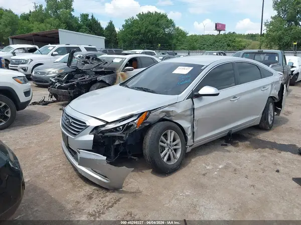 5NPE24AF0GH372221 2016 HYUNDAI SONATA - Image 2