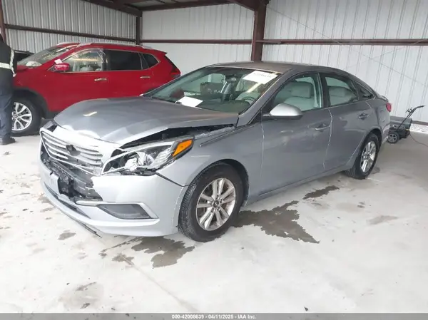 5NPE24AF0GH375684 2016 HYUNDAI SONATA - Image 2